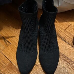 Eileen Fisher Black Textured Ankle Booties